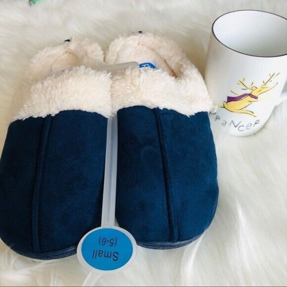 Floopi Women’s Blue Faux Fur Trimmed Slippers Size Small (5-6)